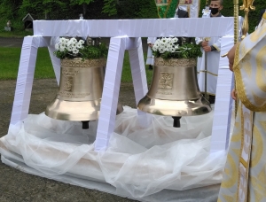 Dva nové zvony